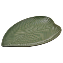 Load image into Gallery viewer, Mason Cash In the Forest Leaf Platter - Large
