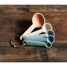 Load image into Gallery viewer, Zeal Classic Measuring Spoon Set
